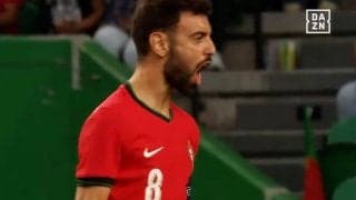 もはやC・ロナウド級の重要度？ ポルトガル代表司令塔の“ダイレクトショット”が完璧すぎる！ ブルーノ・フェルナンデスの一撃に「神ってハッキリわかる」「凄いわ」