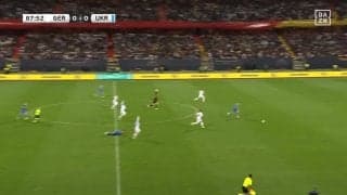 「まじかよ」ドイツ代表の守護神がゴールがら空きの大チョンボ!? 2年ぶりの復帰戦で危うく試合をぶっ壊す大やらかしの瞬間「とんでもないミス」「オフサイドでよかった」