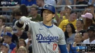 何か起きる予感…？ 大谷翔平は一体、何をしているのか…！？ 人類最速男との対決で見せた“一瞬の動き”が話題に「ホームラン狙い？」「いつもの打つ時のヤツだ…」