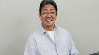 契約更改で「もう出ていけ」　常識外れのルール破り…ドアに貼り付けた“罰金”