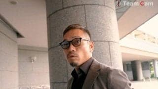 「カメラ大好きおじさん」長友佑都の“芸人ぶり”が話題沸騰！ 独特すぎる登場シーンに「相変わらずの大御所感w」「YouTubeっぽくなる」「コントの入り」の声