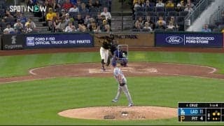 衝撃！大谷翔平を超えるパワーで弾丸ライナー！ “MLB最強の怪力男”の高速ロケット場外弾で“異変”が起きた…！？ ド軍外野手のリアクションが話題に 「追う気なしw」「川に着弾だもんな」