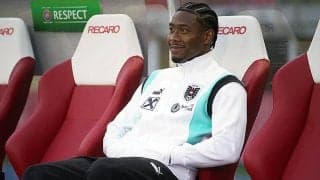 長期離脱中アラバはスタッフとしてユーロ臨むオーストリア代表に帯同