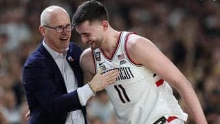 レイカーズの次期HC候補、ダン・ハーリーが6年約110億円の高額オファーを辞退