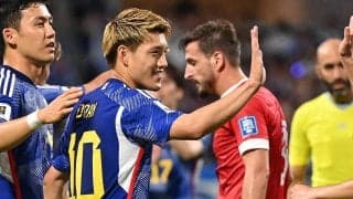 「感覚は前からあった」ニアに強烈ミドルを突き刺した堂安律、慣れた右WBと現代的3バックに「やっていて楽しい」