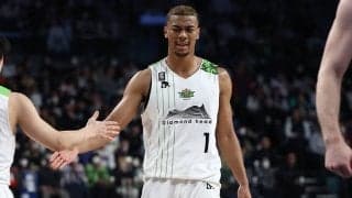 横浜ビー・コルセアーズがナナーダニエル弾を獲得…横須賀市出身の日本人ビッグマン