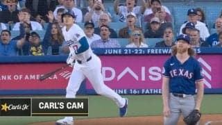 一体、どこまで飛ばすんだ…！？ 大谷翔平の特大アーチに相手投手が“絶望リアクション”  ファン騒然「ショック受けすぎ」「キレてる？」