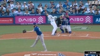 球場騒然！ 大谷翔平、超人的な“一瞬の動き”がスゴすぎる　もはや人間業じゃない“高速デッドボール回避”「反応早っ…！」「ニンジャっぽい」