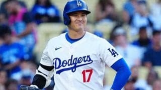 打席直前…大谷翔平が笑顔を見せていた人物　3年前のライバルに話しかけニコリ