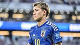 「指輪があああああ♡」日本代表・堂安律のLA旅行ショットが公開され「結婚指輪＆私服＆時計＆車」にファンの視線集中！「すごい時計してますね‼」「素敵なクルマですね！」の声