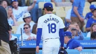 山本由伸は「球速落ちている」　右腕張りで緊急降板…米記者が指摘していた“異変”