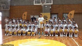 富永啓生が思い出の体育館でクリニックを実施…夢を与えるプロとしての第一歩を記す