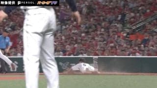 アウトで立ち上がれず…西武・源田壮亮、“魂のヘッドスライディング”→無念のゲームセットの瞬間　“失意のラストシーン”にファンも涙「全野球ファンが泣ける」「苦しすぎる…」