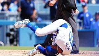 ベッツが左手死球で途中交代　158キロ直撃で悶絶、場内大ブーイング…離脱なら激震