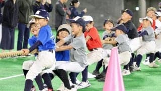 試合前に“運動会”　母応援にキッチンカー…親子で野球好きにする「型破り発想」