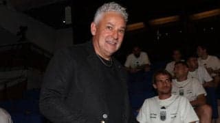 元イタリア代表のバッジョ氏がスペイン戦観戦中に襲撃被害…頭部を負傷