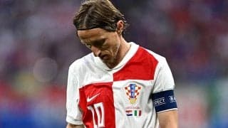 「フットボールは残酷だ」痛恨の失点でユーロ敗退濃厚に…失意のモドリッチは代表引退について「どうなるかわからない」