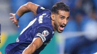 ザヘディ&ウェリントン！ 福岡が頼れるストライカー2人のゴールで横浜FMを撃破【明治安田J1第20節】