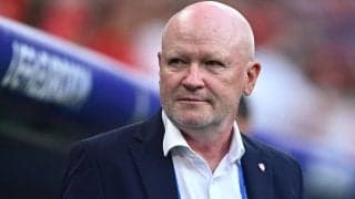 「これは失敗」2人退場＆GK負傷交代…GSで敗退したチェコの元Jリーガー指揮官が謝罪「選手たちに申し訳ない」、敗退の主因も語る