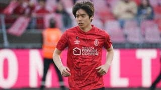 「楽しそう」「元気そうでよかった」伊東純也が新体制のスタッド・ランス始動日に登場、懸垂チャレンジの結果は!?