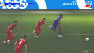 「三笘ってる！」フランス超新星の“超加速ドリブル”にファン熱狂！ エンバペを囮に使って敵陣をぶち抜いた衝撃の瞬間「初速やば」「追いつけんわ」