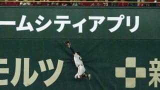 助っ人も思わず脱帽…巨人ドラ3が「バケモン」　猛ダッシュ→激突1回転に東京D騒然