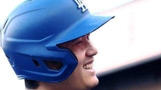 大谷翔平グラブは女子校にも…生徒は「廊下で歓声を上げた」　MLB公式が伝えた“喜び”