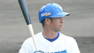 41歳の中島宏之、右膝に死球で途中交代　足を引きずり苦悶の表情…2000安打まで残り72
