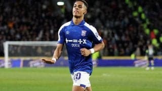 プレミア昇格のイプスウィッチが昨季11ゴールのハッチンソンをキープ！　クラブレコードの移籍金でチェルシーから再獲得