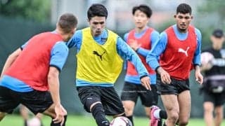 日本代表DF谷口彰悟がJ1川崎の練習に参加し、ボール回しなどで違い見せる！ 三浦颯太がピッチでの練習に参加し、エリソンは完全合流