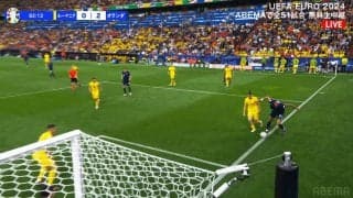 三笘薫かよ！「ガクポの１ミリ？」日本代表の名シーン再現にファン大盛り上がり！ ゴールライン際をギリギリ突破→アシスト記録の瞬間「強すぎる」「足つってたのにすごい」