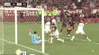 「こんなことあるん？」「あのパターンで珍しい」VARで“ゴール取り消し”が取り消しに！オフサイド判定が覆り神戸・大迫8試合ぶりの得点にチームメイトが大歓喜した瞬間