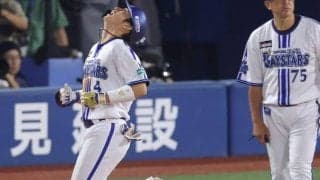 「ちょっと大人になったかな」--三浦大輔監督が目を細める度会隆輝の変貌 “黄金ルーキー”は2軍でもがき、這い上がった