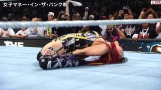 日本人ヒール女子、衝撃の落下技に大悶絶！ 高さ5メートルから…自らも大ダメージ