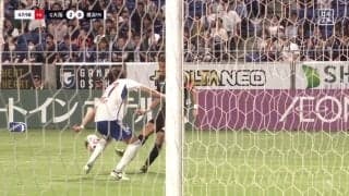 「ありえない」「魔法かよ」ドリブルで相手をひきつけて“完全ノールック”クロスからのダイビングヘッド弾炸裂！G大阪・宇佐美→ダワンのミラクル過ぎるホットラインに「えぐいわマジで」