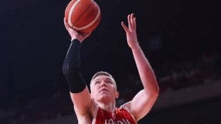 日本のゴール下を支える“鷹ちゃん”…ホーキンソンは五輪8強の立役者となり、パリでも「歌います」