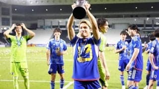 パリ五輪メンバー選考が示す｢日本サッカー｣の超進化(1)松木玖生、ＯA枠｢招集なし｣も…斉藤光毅ら海外組｢6人｣の現実、中田英寿｢時代｣との違い