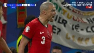 「40代に勇気を与える」41歳ペペの“エモい守備”が脚光！ ぶち抜かれても気合いタックル→雄叫びを上げた一部始終「泣かせるぜ」「感動する」「よくスプリントできるな」