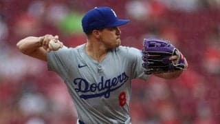 ド軍、E・ヘルナンデスが野手登板　元HR王を87キロ遅球で投飛…回跨ぎで強力打線圧倒