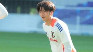 指揮官も絶賛のザルツブルクMF川村拓夢がトレーニングで左ヒザを負傷…接触のない負傷で長期離脱の可能性も