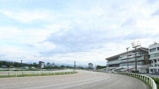 金沢競馬の「ふわふわ遊具」が使用中止に 熱中症の危険が高まるため