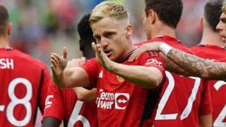 「今日はクラブでの僕の冒険が終わる思い出深き日」　ファン・デ・ベークがユナイテッドに別れ