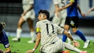 【【川崎】天皇杯敗退でFW小林悠が訴える熱い気持ち(1)】「責任は自分にある」と自身に矢印を向ける鬼木監督に、「鬼さんの責任じゃない」と悔やむ……「選手が応えられなかった」