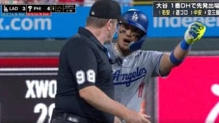 走者がブチギレ！ アイツやってんだろ！ 一体、何が起こった…！？ アウト判定に大激怒… 際どいスライディングが物議を醸す「押し出されてない？」