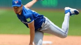 トレード市場で菊池雄星を狙う？ 山本由伸ら不在のド軍先発投手陣の窮状に番記者が持論「選手層の厚さは必要ではない」