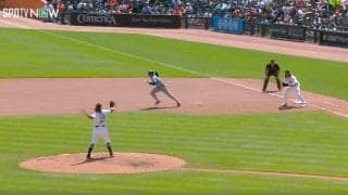 球場騒然！一体、何が起きた…！？ 大谷翔平、いくらなんでもやりすぎ　牽制されたのに全力スタート→余裕で盗塁を決める瞬間「結局走るんかい」「ピッチャー完全無視ｗ」