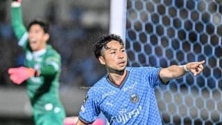 「めっちゃ可愛い!!!!」「国宝」J1川崎の始球式で見せた「朝ドラ女優の“涙を流しながら”のダッシュ」が「かわいすぎる」と話題に！「仕草振る舞いが可愛過ぎて」の声