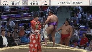 「あ、しまった」異色の新十両力士にハプニング発生…リアクションにファンほっこり 「緊張してるのかな」「間違っても可愛い」