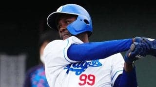 中日32歳は「どんだけ打つねん」　現れた“救世主”…圧倒の.382に「まじで神助っ人」