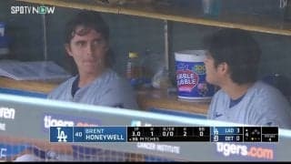 「お疲れさん！」大谷翔平が超弾丸スケジュールで“移籍後即先発”のチームメイトに声をかける…ベンチでのやりとり一部始終